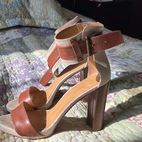 Brown beige sandals - Picture 4 of 8